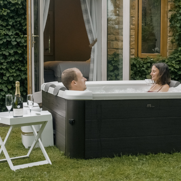 MSpa Tribeca 6 Person Inflatable Hot Tub | Luxury Portable Spa