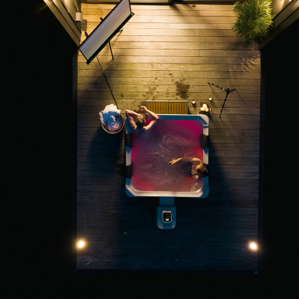MSpa Oslo 6 Person Framed Hot Tub | Hydro Jets & LED Lighting